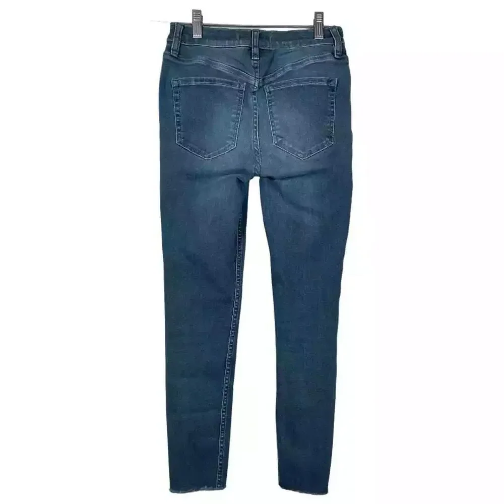 Free People Reagan Button Fly Womens Size 27 Skinny Ankle Jeans Raw hem